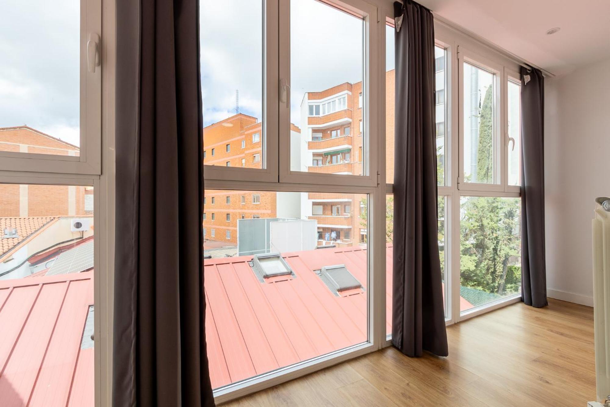 Insidehome Apartments - Val Central Валадоид Екстериор снимка