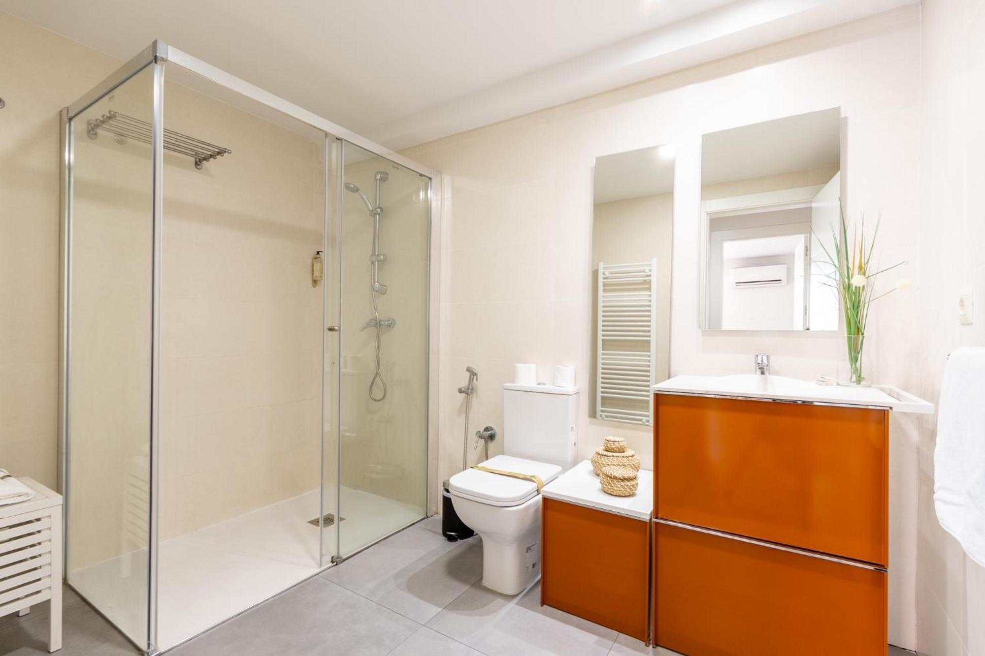 Insidehome Apartments - Val Central Валадоид Екстериор снимка