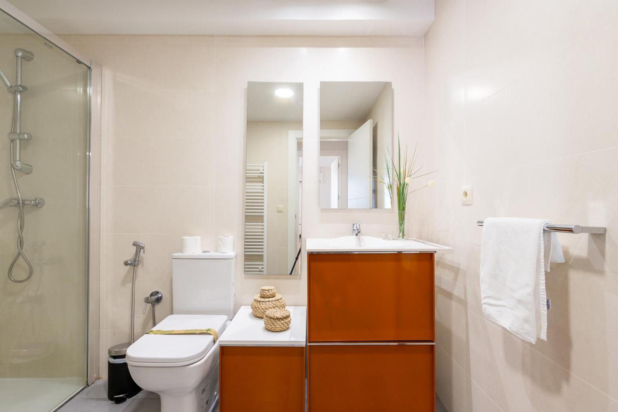 Insidehome Apartments - Val Central Валадоид Екстериор снимка
