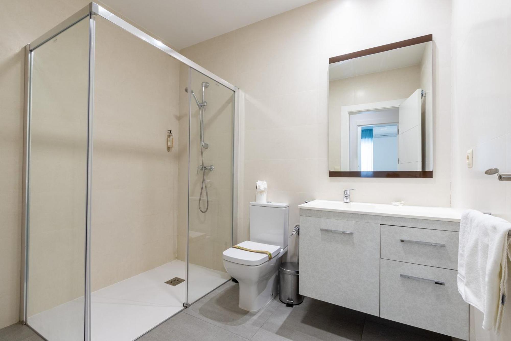 Insidehome Apartments - Val Central Валадоид Екстериор снимка